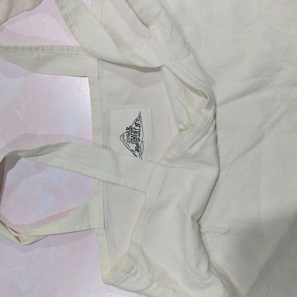 Sugar Candy Mountain Cream Tank Top sz M - Picture 3 of 4